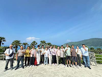 Aħna Nirritornaw id-Dar Wara l-Bini tat-Tim tagħna fit-Tajlandja